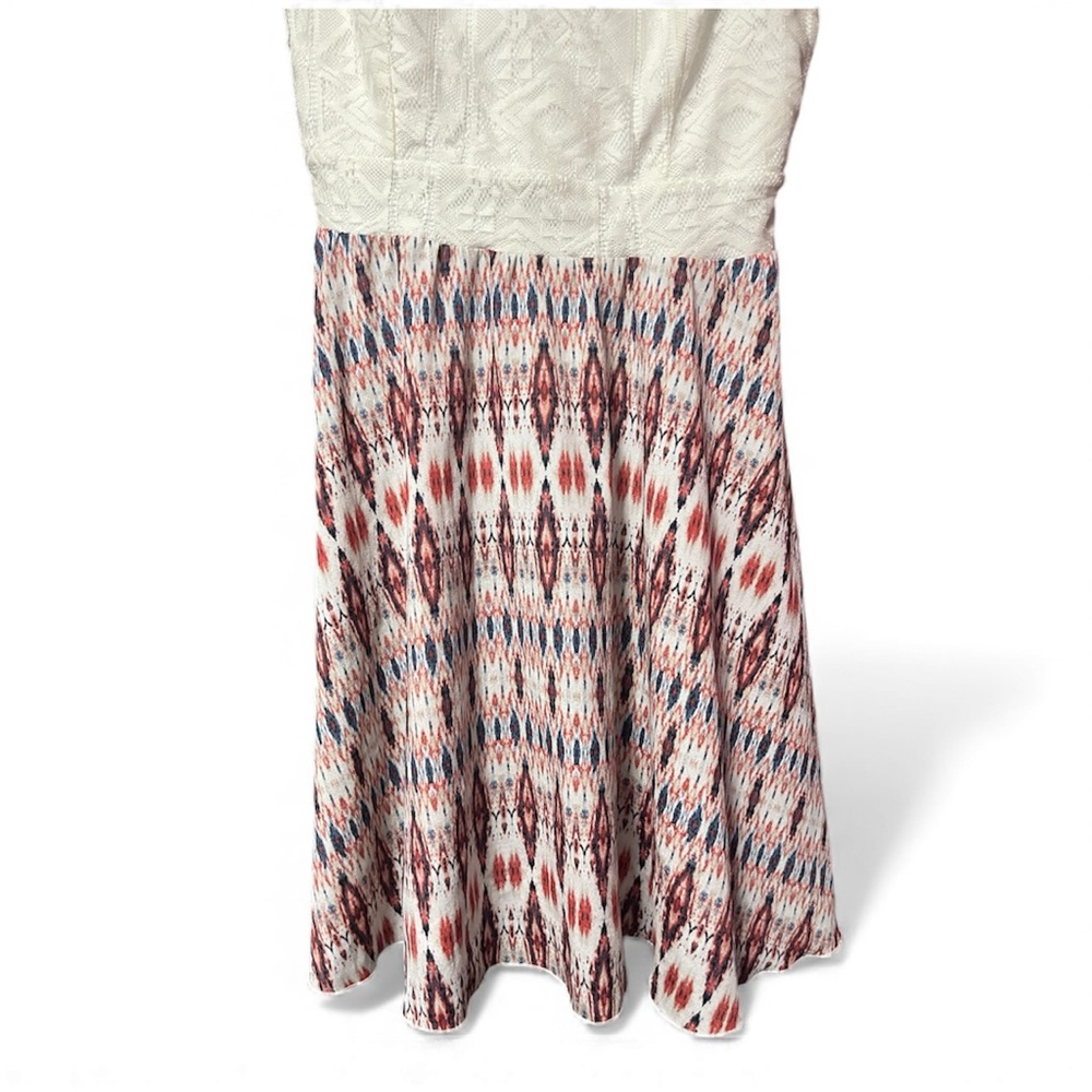 BG88* Maurice’s Sleeveless White with Geometric Design Mini Dress - Picture 4 of 8